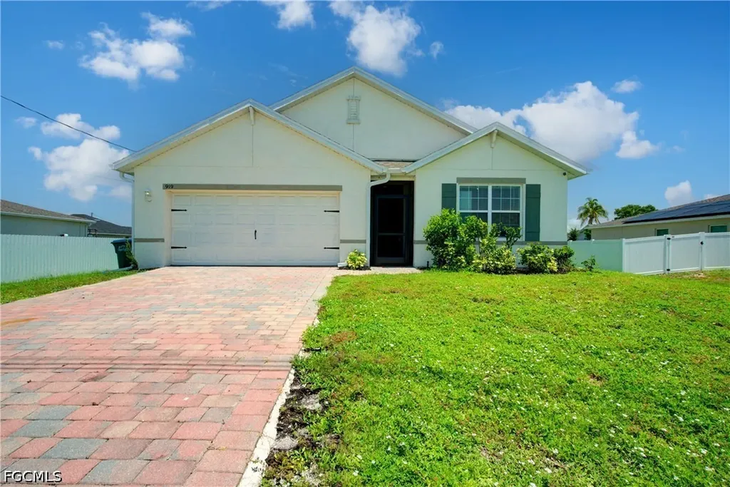 Cape Coral FL, 919 NE 11th Street