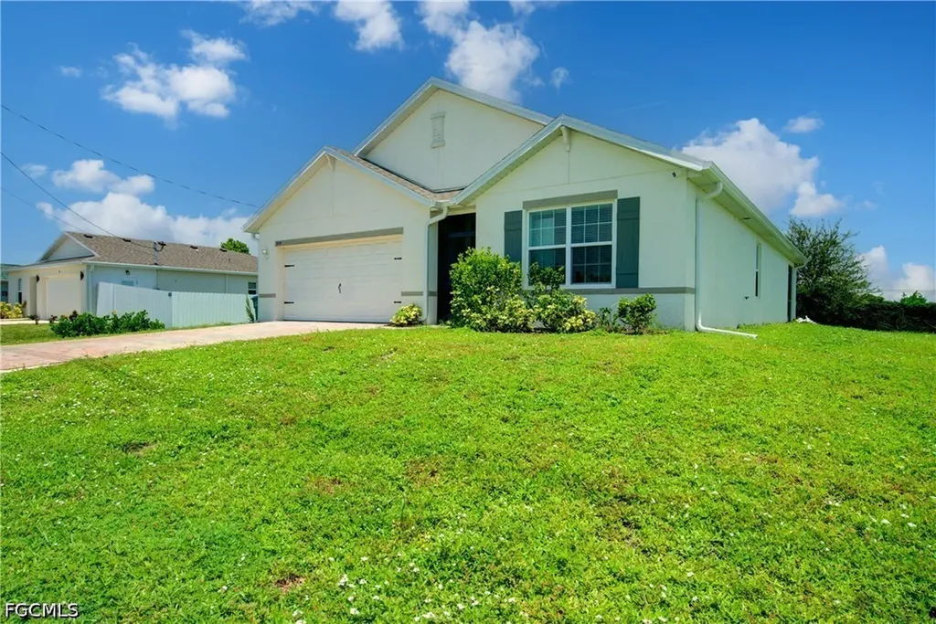 919 NE 11th Street Cape Coral FL 33909