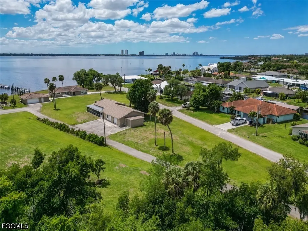 1808 Stevenson Road North Fort Myers FL 33917