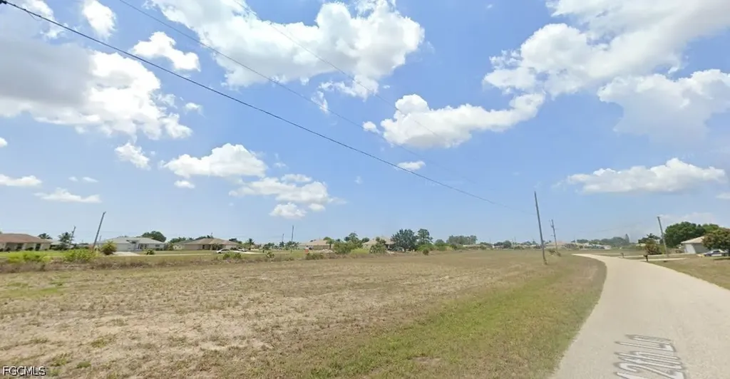 1224 NE 19th Place Cape Coral FL 33909