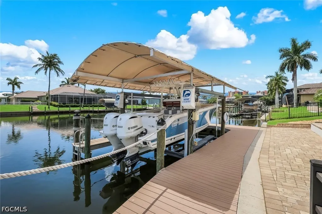 5405 SW 17th Avenue Cape Coral FL 33914