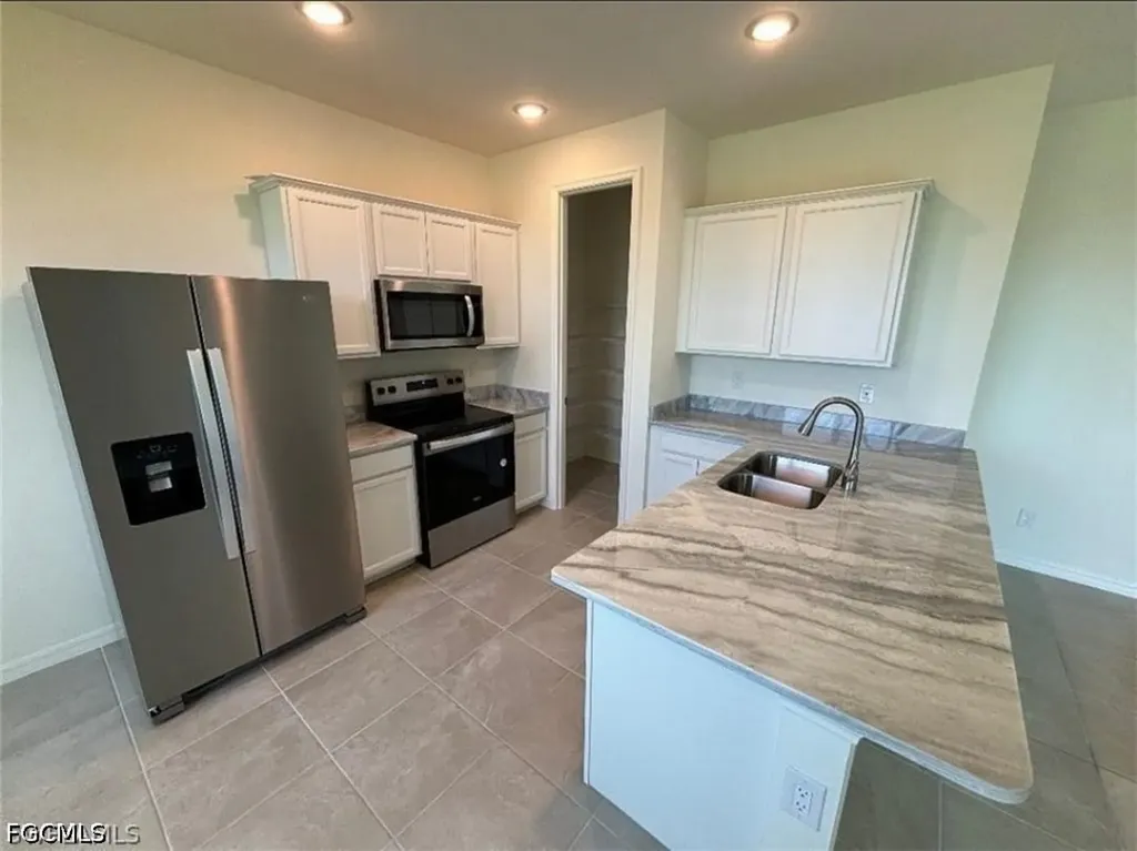 408 NW 31st Place Cape Coral FL 33993