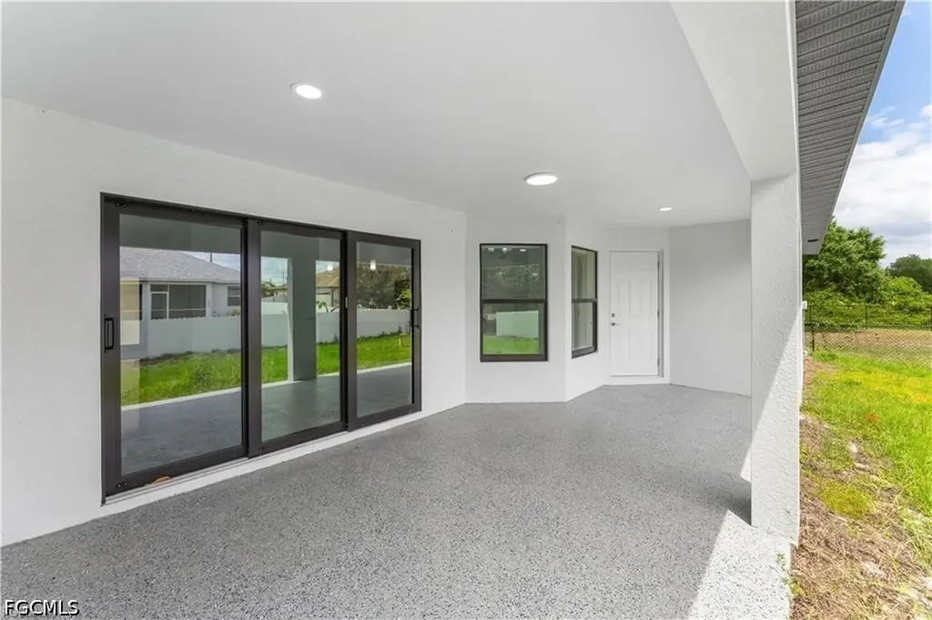 3700 10th Street W Lehigh Acres FL 33971