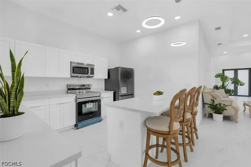 1021 Chiquita Boulevard S Cape Coral FL 33991
