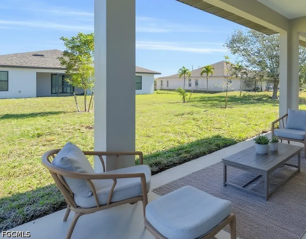 1021 Chiquita Boulevard S Cape Coral FL 33991