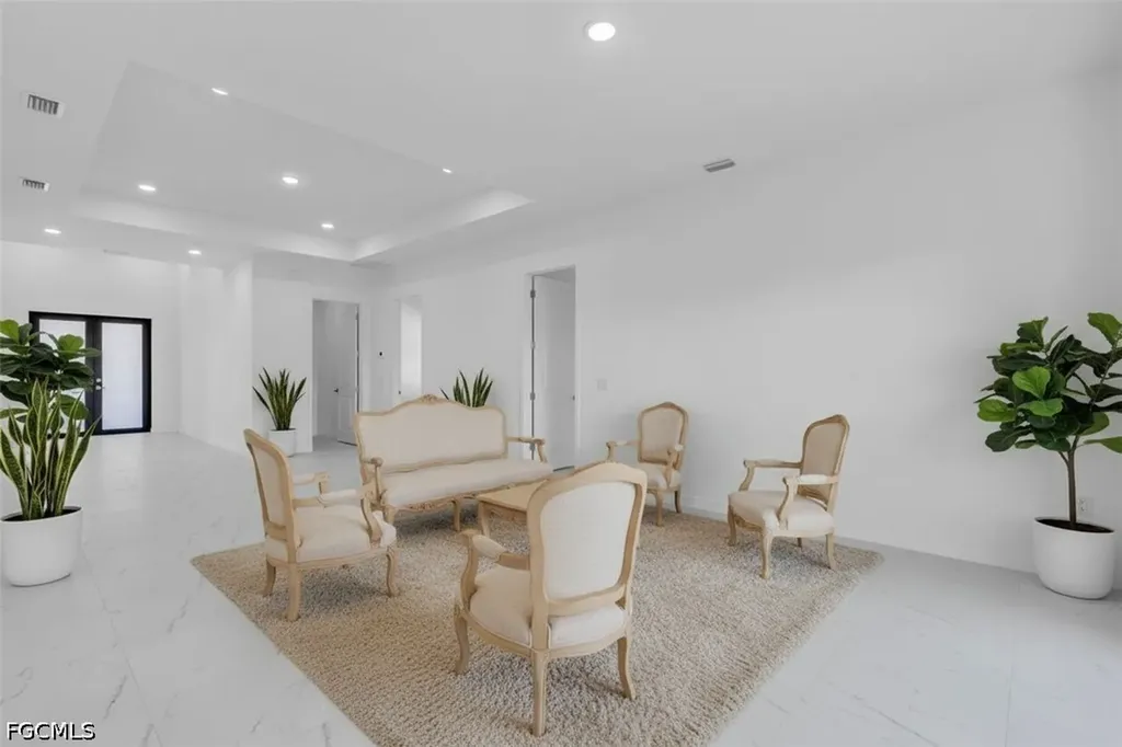 1021 Chiquita Boulevard S Cape Coral FL 33991