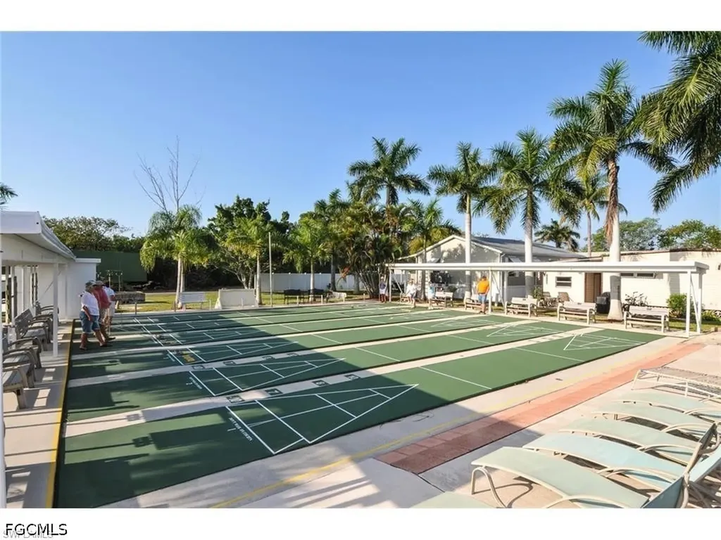 8 Galleon Way Fort Myers Beach FL 33931