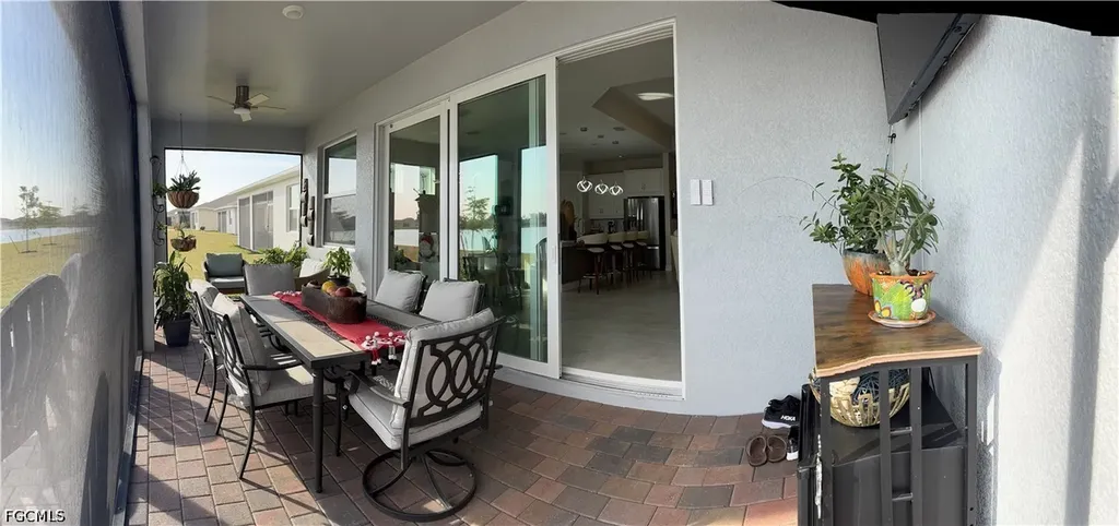 479 Spring Hill Lake Loop Cape Coral FL 33993