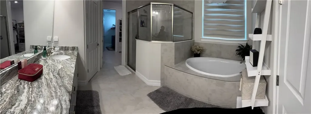 479 Spring Hill Lake Loop Cape Coral FL 33993