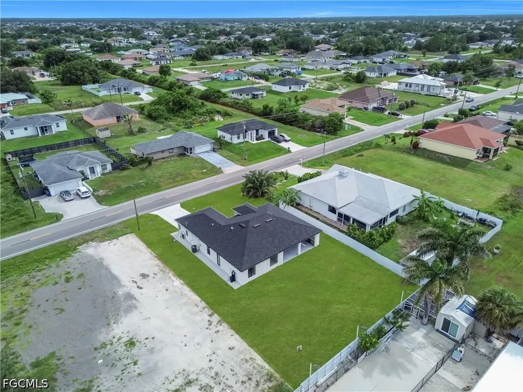 3916 8th Street SW Lehigh Acres FL 33976