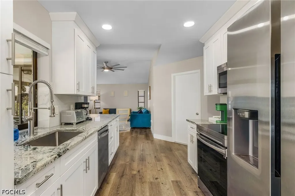 1424 SW 49th Street Cape Coral FL 33914