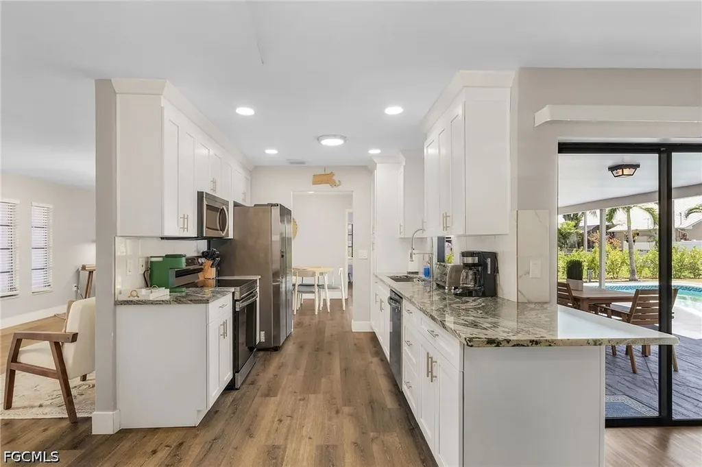 1424 SW 49th Street Cape Coral FL 33914
