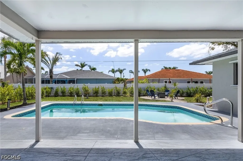 1424 SW 49th Street Cape Coral FL 33914