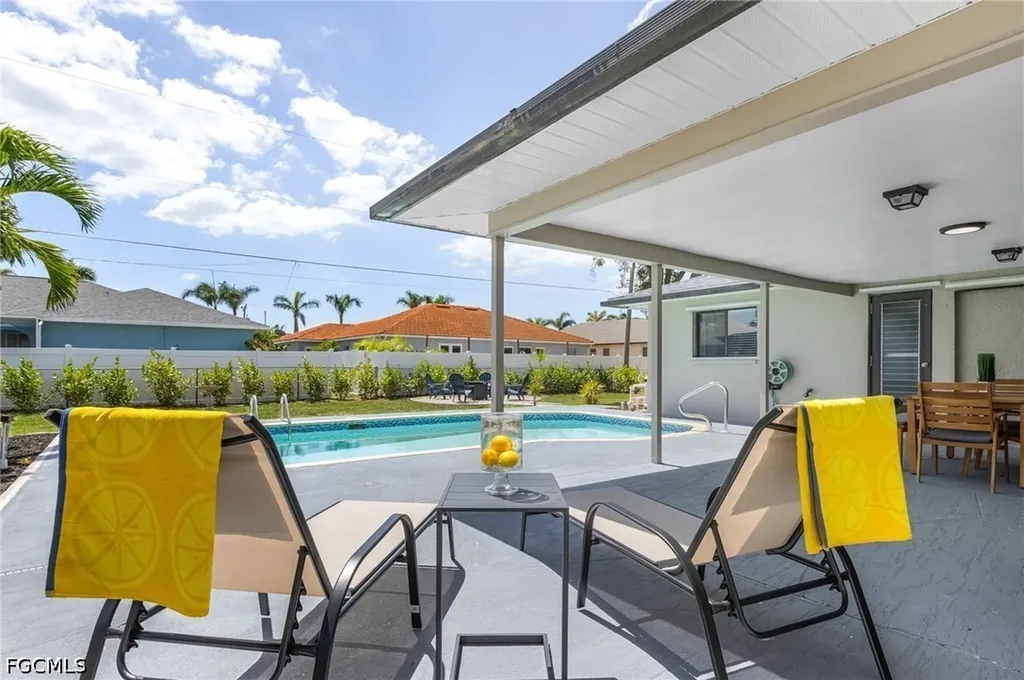 1424 SW 49th Street Cape Coral FL 33914