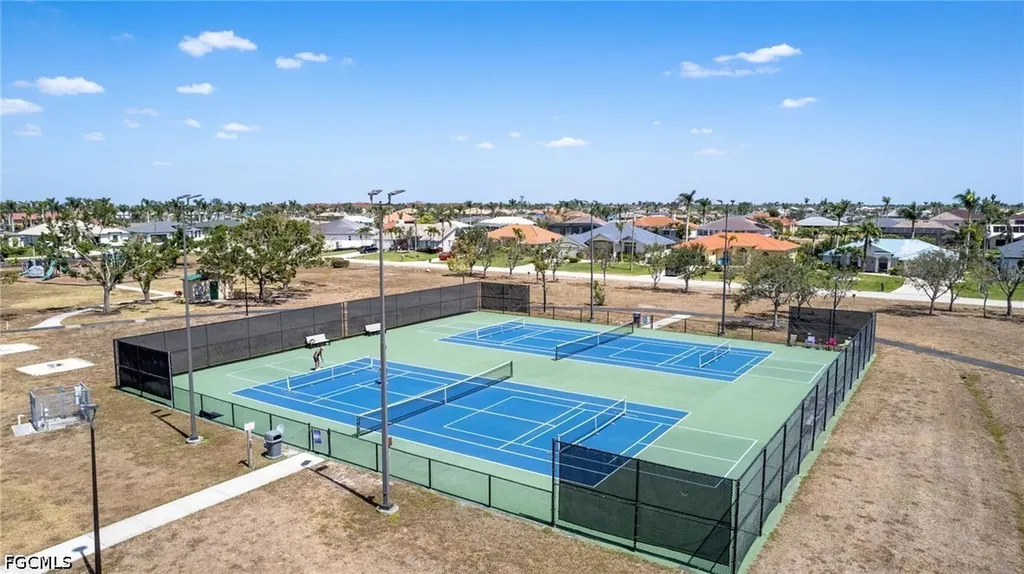 1424 SW 49th Street Cape Coral FL 33914