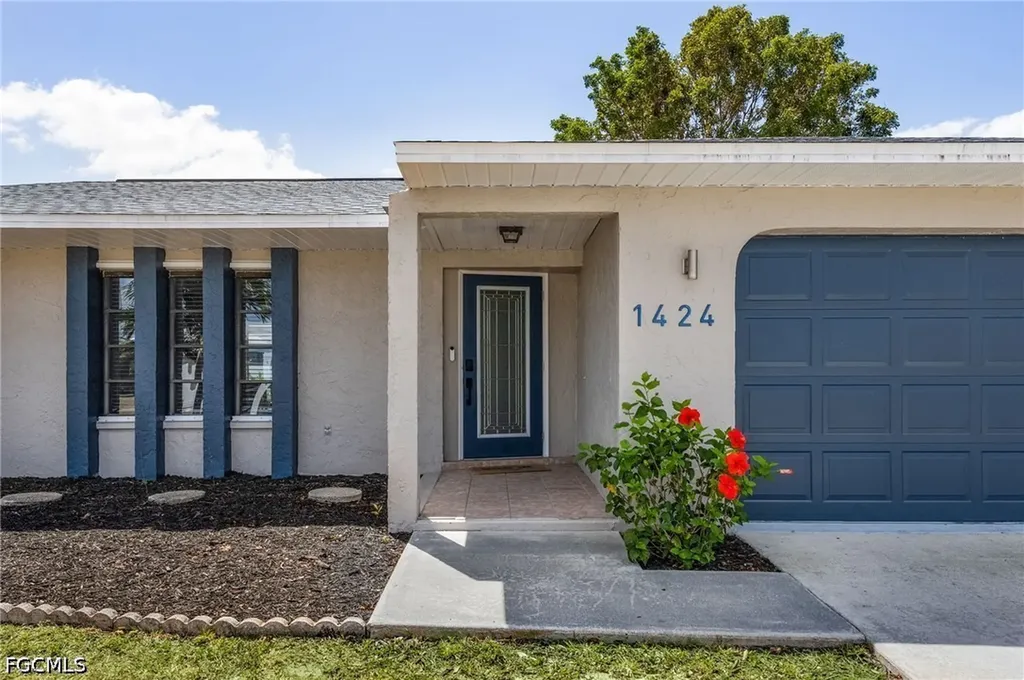 1424 SW 49th Street Cape Coral FL 33914