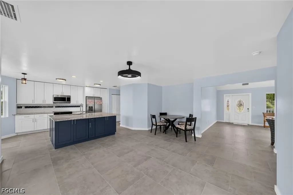428 SW 19th Avenue Cape Coral FL 33991