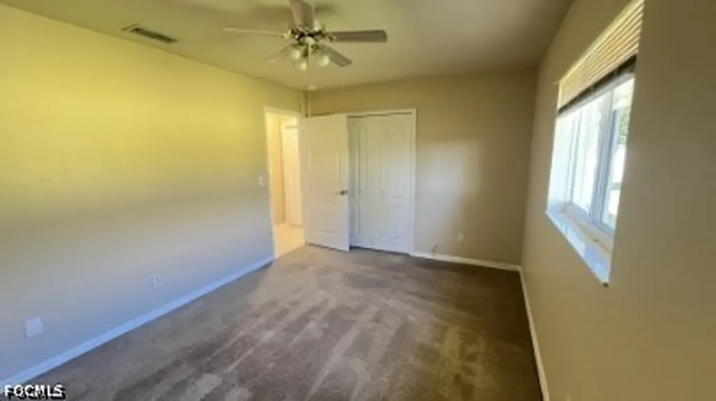 922 SE 13th Terrace Cape Coral FL 33990