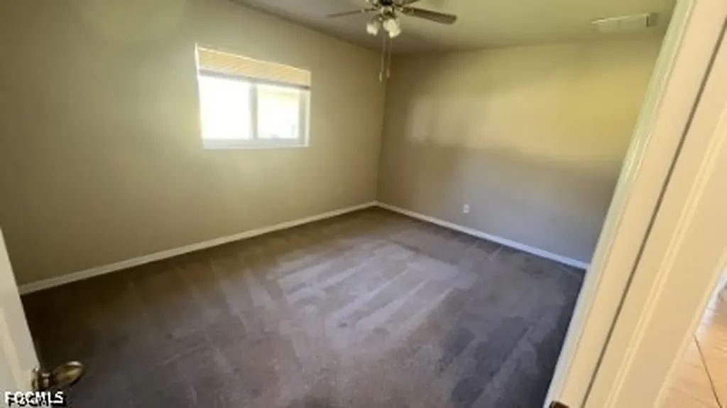 922 SE 13th Terrace Cape Coral FL 33990