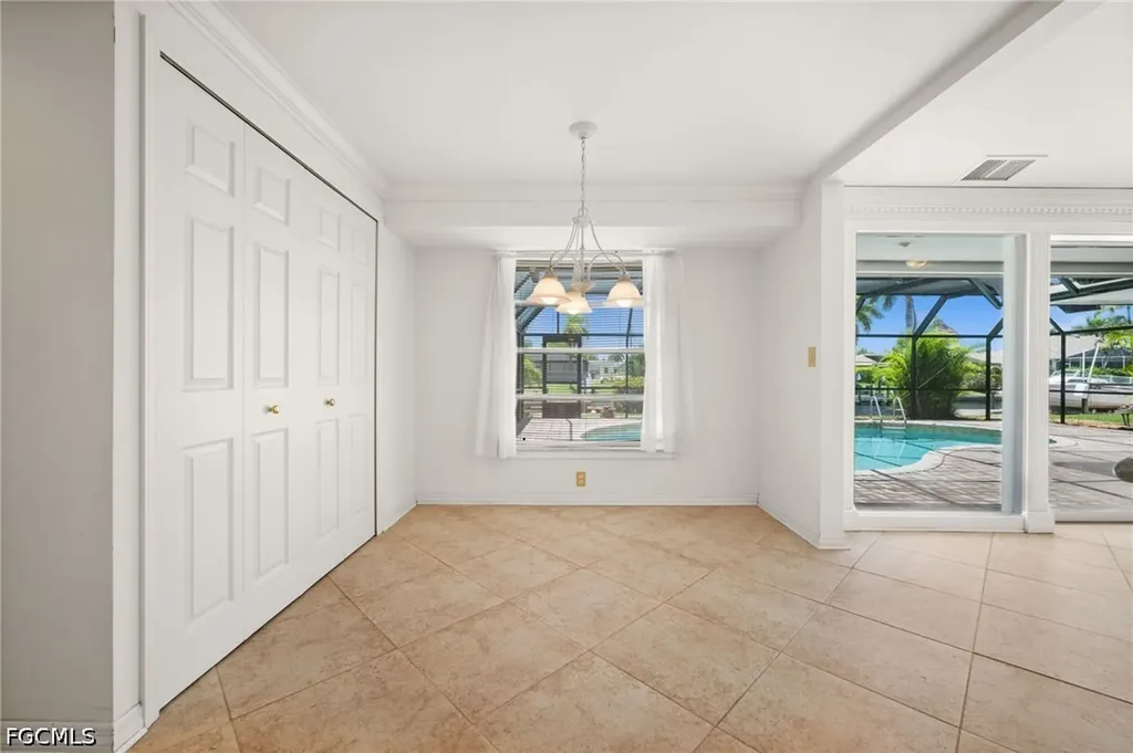 4102 SE 1st Place Cape Coral FL 33904