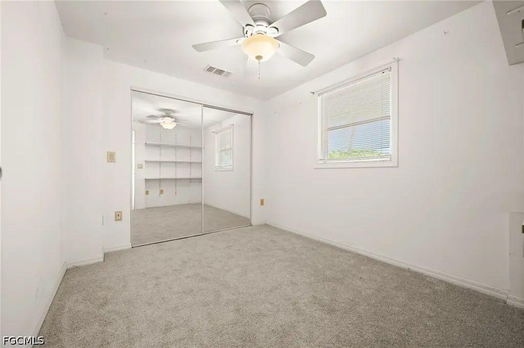 4102 SE 1st Place Cape Coral FL 33904