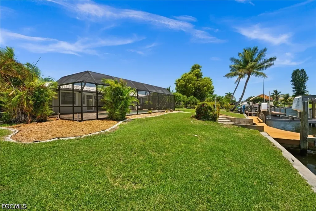 4102 SE 1st Place Cape Coral FL 33904
