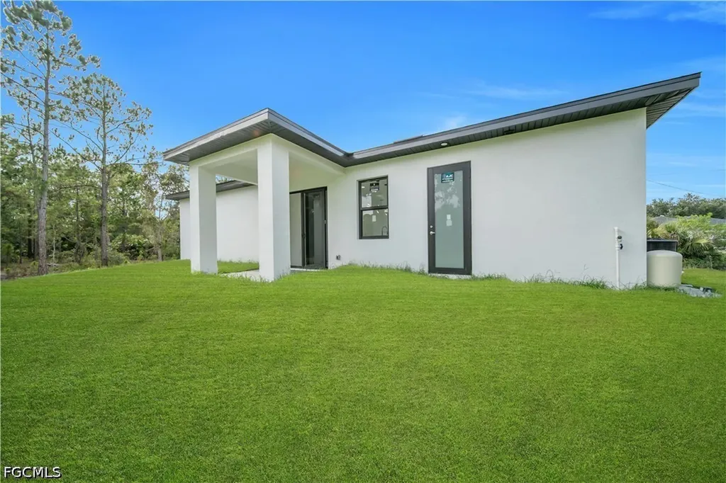 3303 53rd Street W Lehigh Acres FL 33971