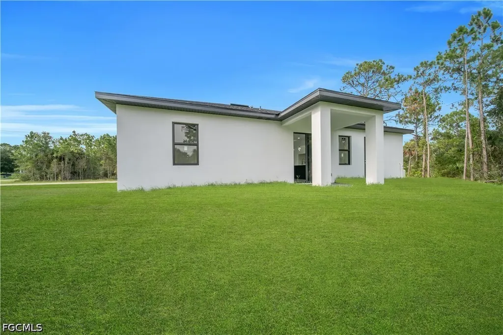 3303 53rd Street W Lehigh Acres FL 33971