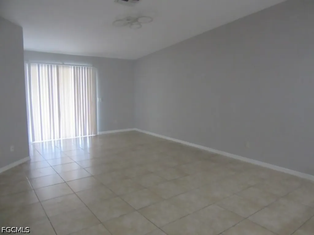4337/4339 Skyline Boulevard Cape Coral FL 33914