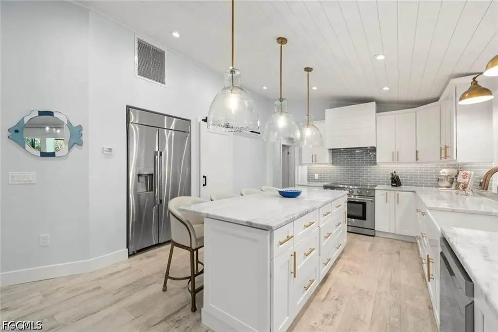 4775 Rue Helene Sanibel FL 33957