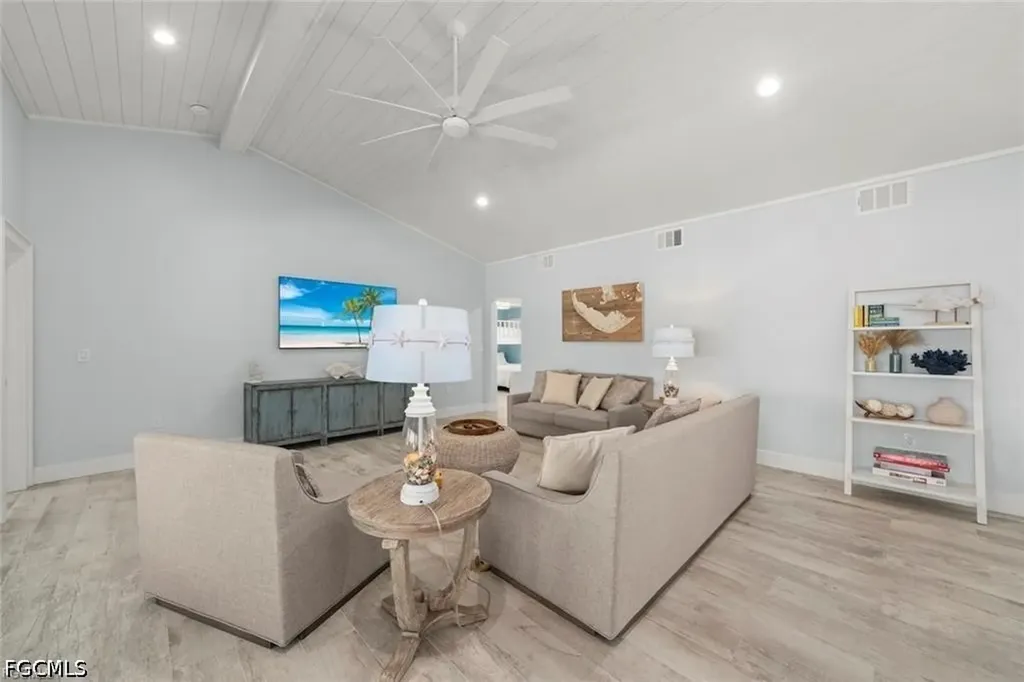 4775 Rue Helene Sanibel FL 33957