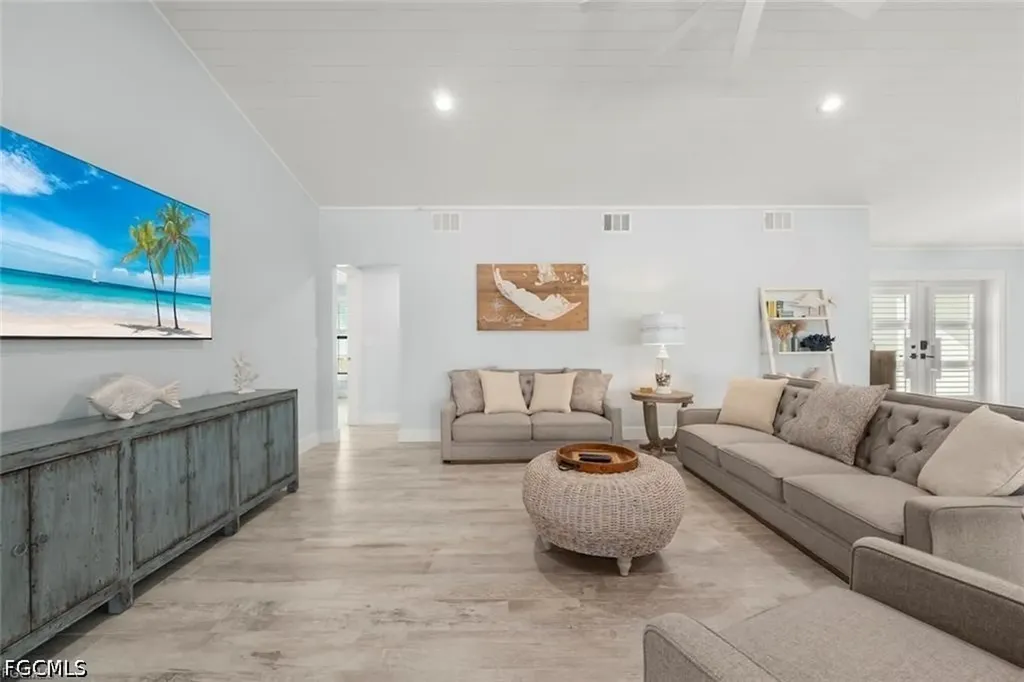 4775 Rue Helene Sanibel FL 33957