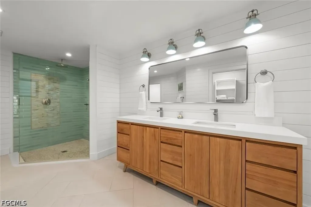 4775 Rue Helene Sanibel FL 33957