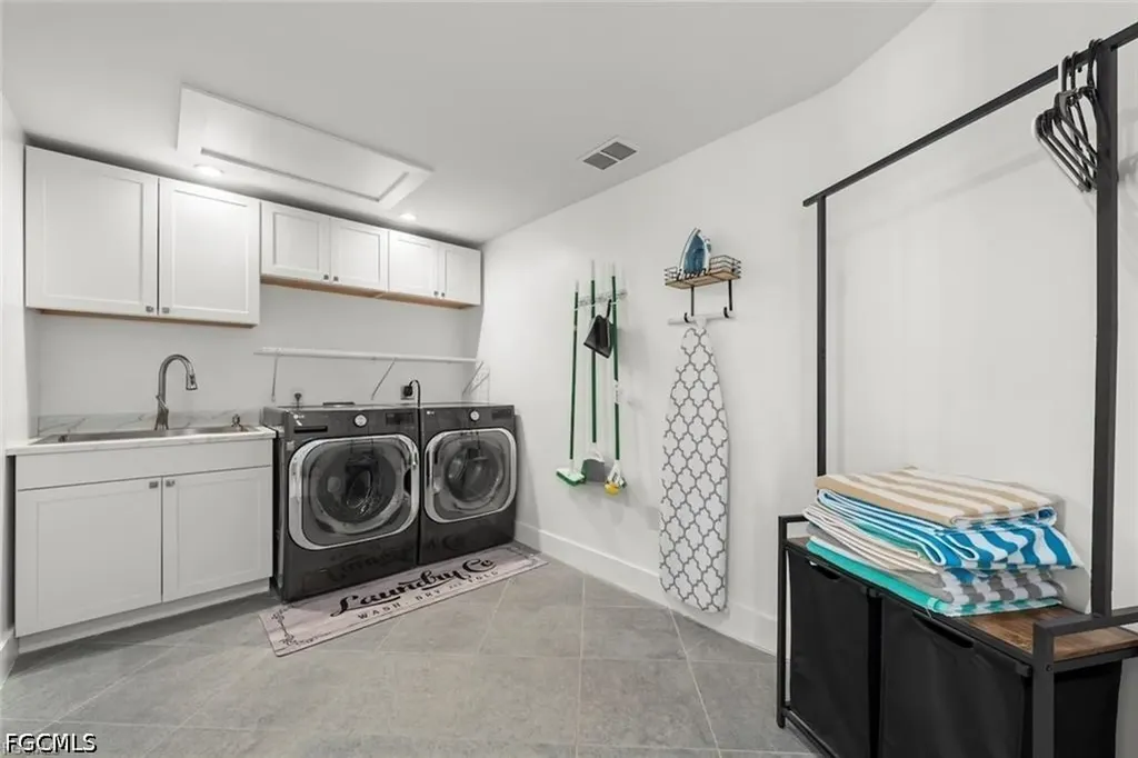 4775 Rue Helene Sanibel FL 33957