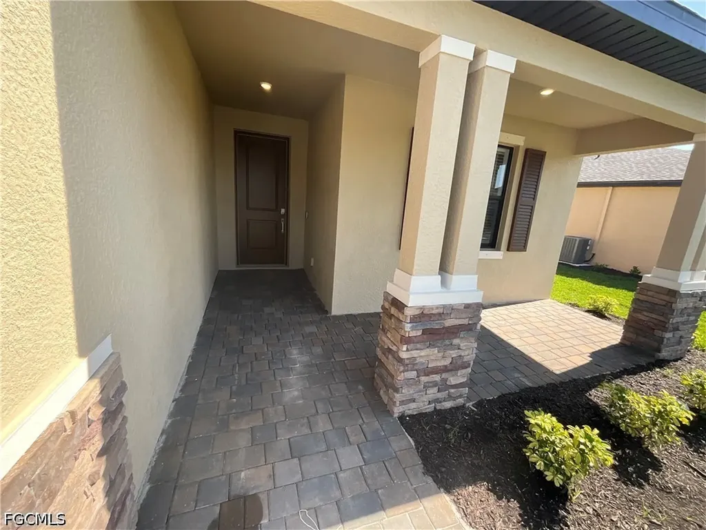 14570 Palamos Circle Fort Myers FL 33905