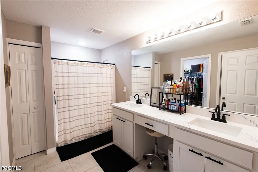 3715 Teakwood Street Fort Myers FL 33905