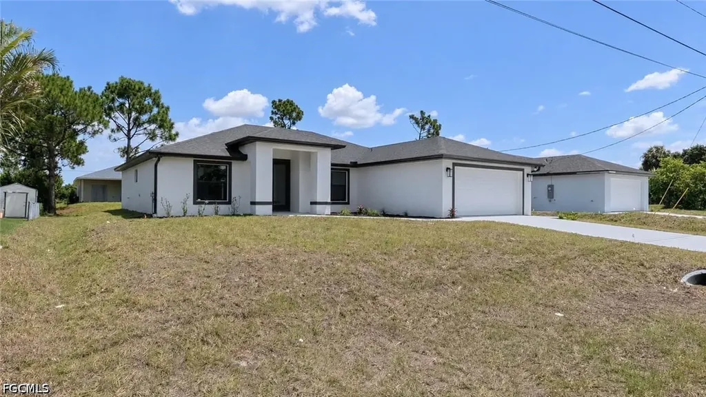 4202 14th Street SW Lehigh Acres FL 33976