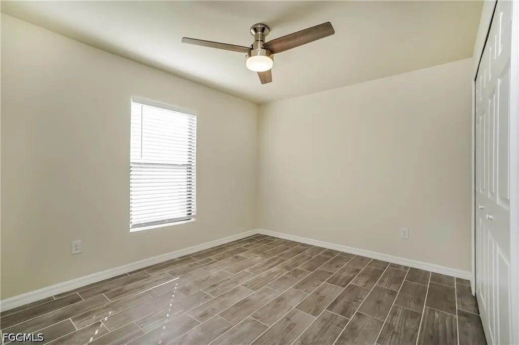911 NE 9th Street Cape Coral FL 33909