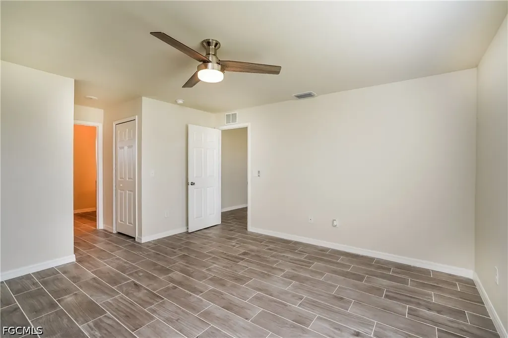 911 NE 9th Street Cape Coral FL 33909