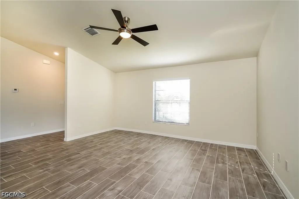 911 NE 9th Street Cape Coral FL 33909