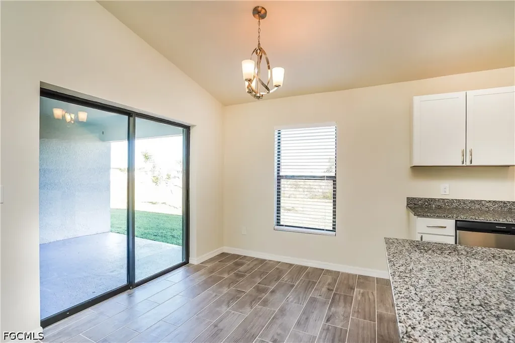 911 NE 9th Street Cape Coral FL 33909