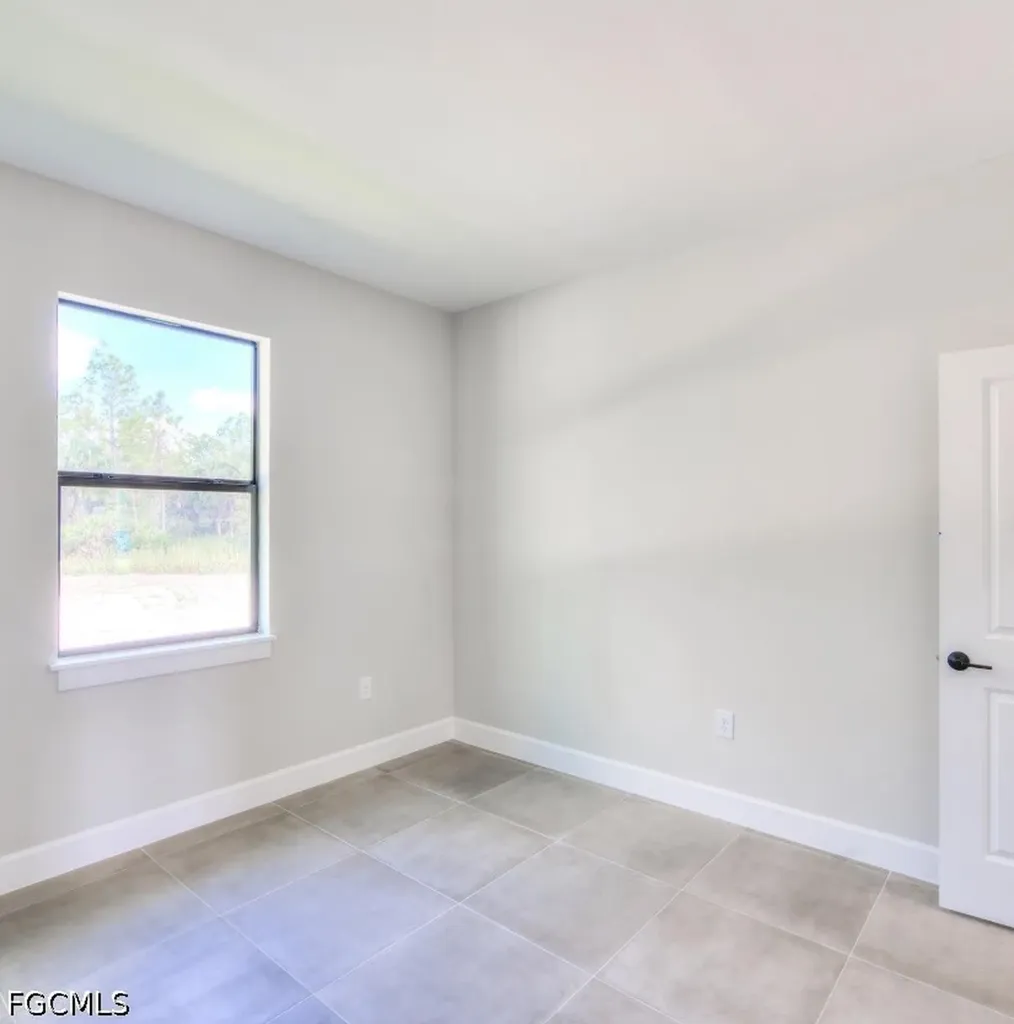 117 Desoto Boulevard N Naples FL 34120