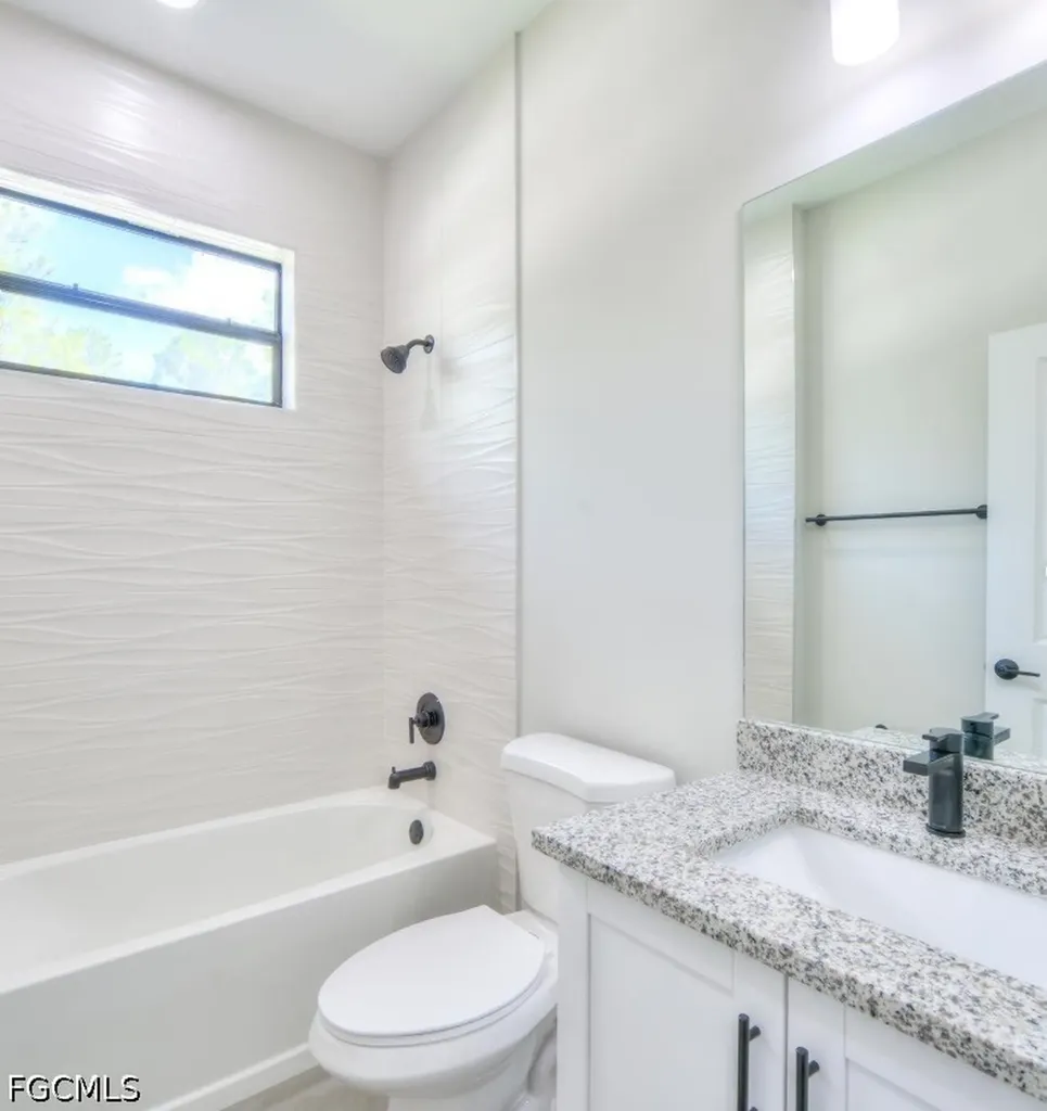 117 Desoto Boulevard N Naples FL 34120