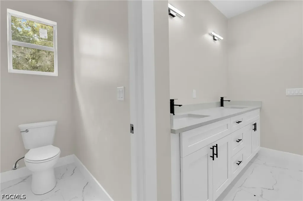3502 E 10th Street Lehigh Acres FL 33972