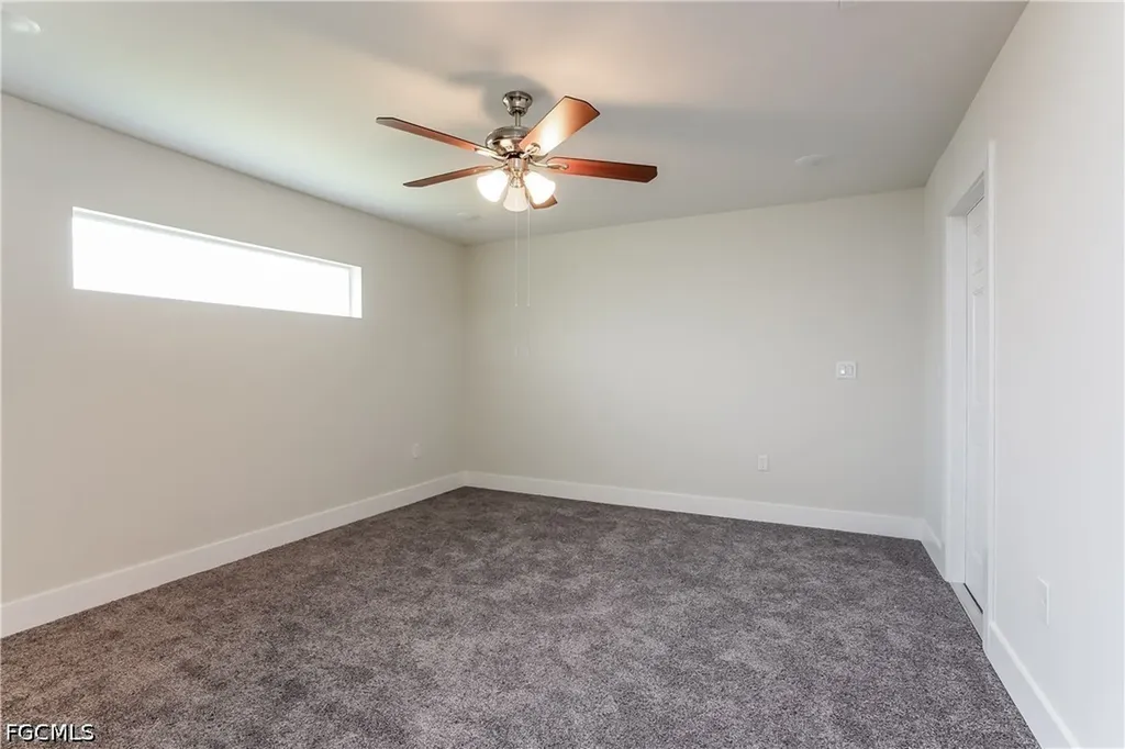 688 Manhattan Street E Lehigh Acres FL 33974