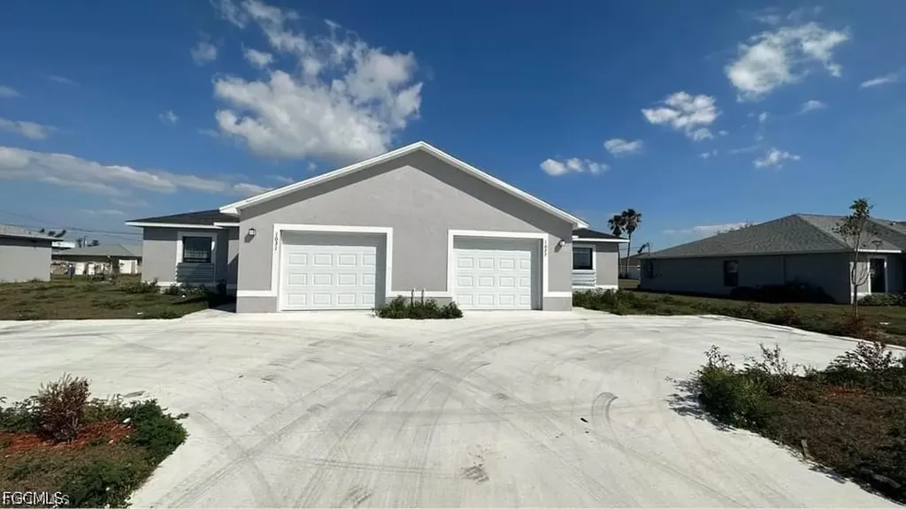 4402 Skyline Boulevard Cape Coral FL 33914