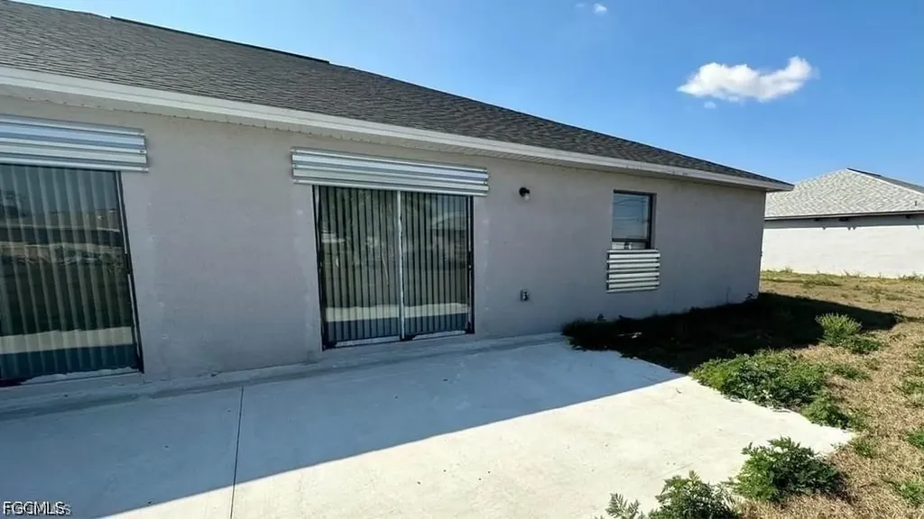 4402 Skyline Boulevard Cape Coral FL 33914