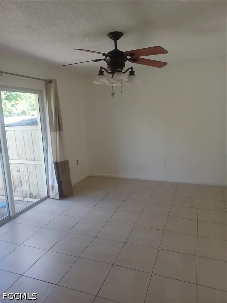 4808 Lucaya Drive Cape Coral FL 33904