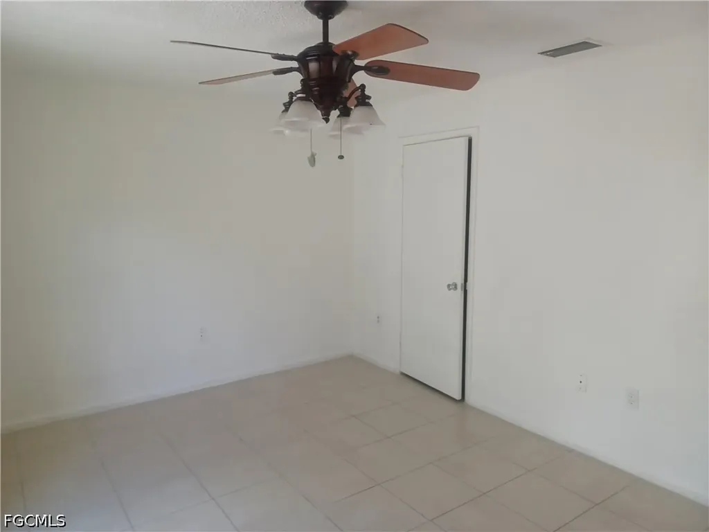 4808 Lucaya Drive Cape Coral FL 33904