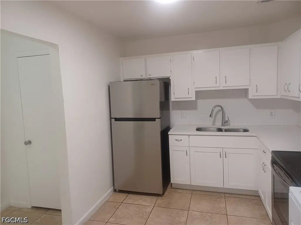 4808 Lucaya Drive Cape Coral FL 33904